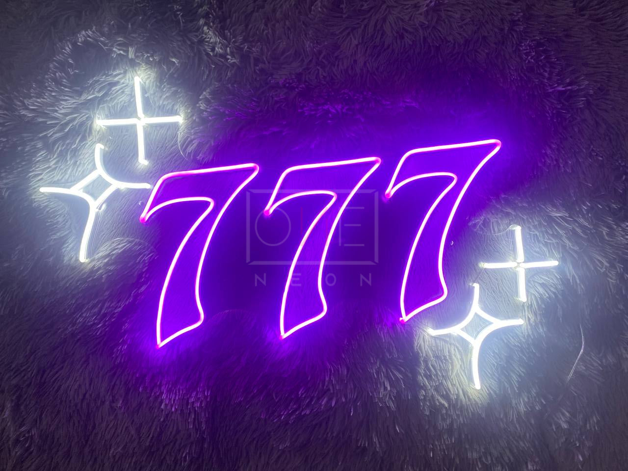 777 | LED Neon Sign